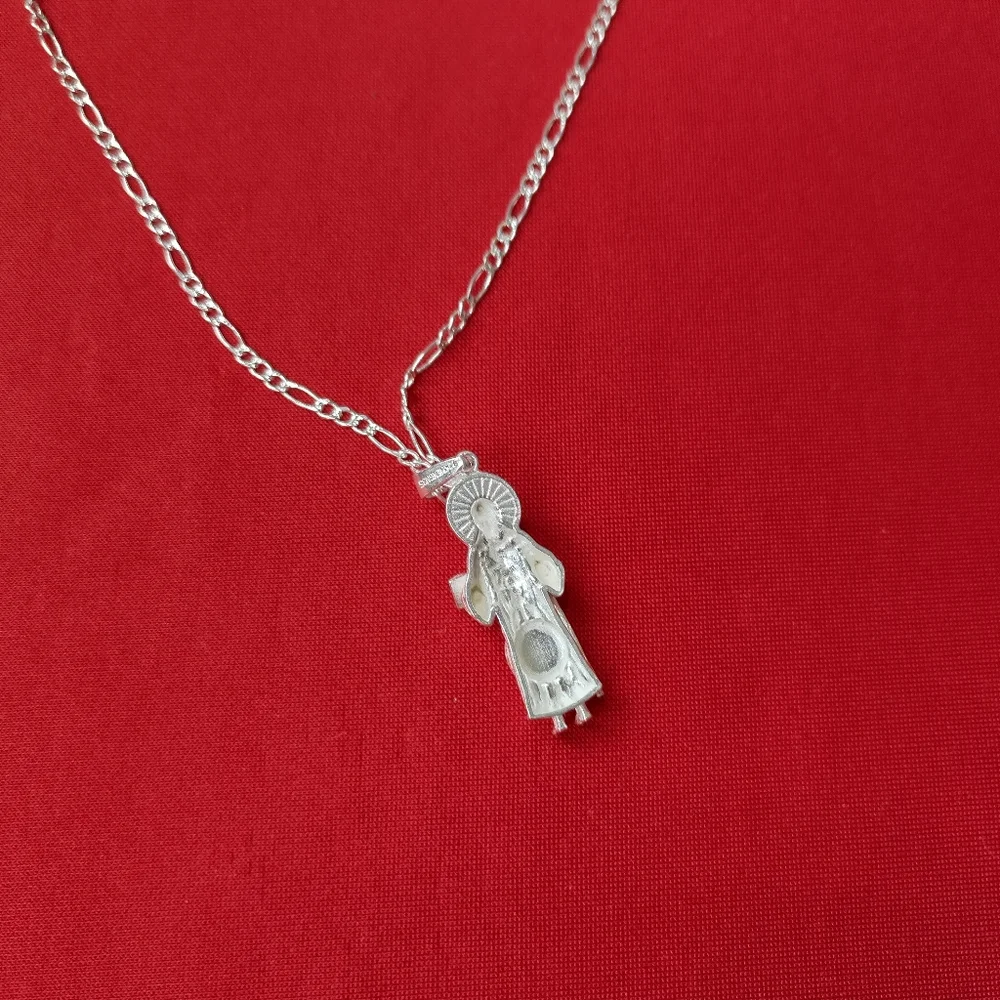 925 Sterling Silver Ladies St Benedict Catholic necklace pendant and chain‎